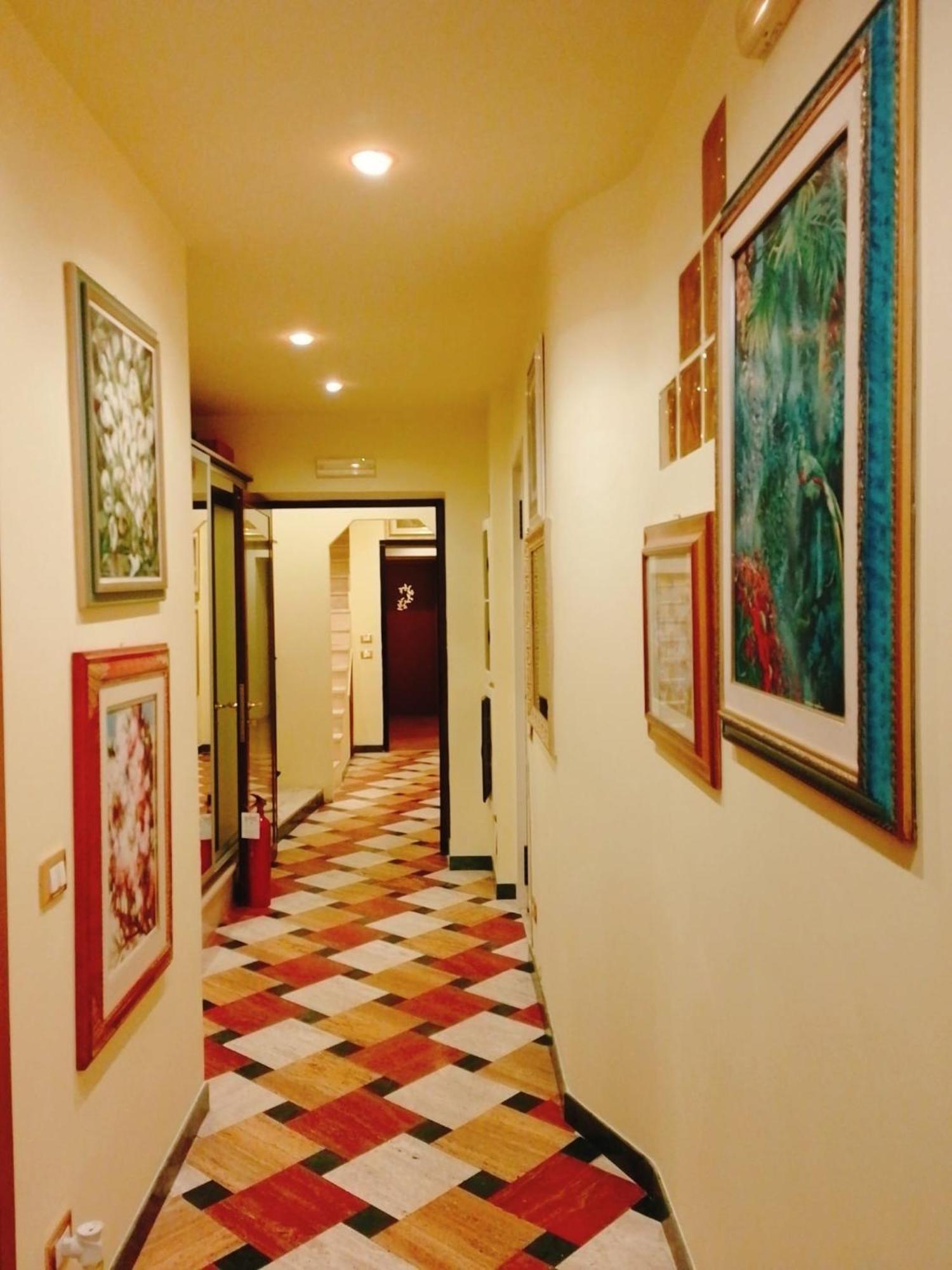 Fermati Che E Tardi Bed & Breakfast Tivoli Exterior photo